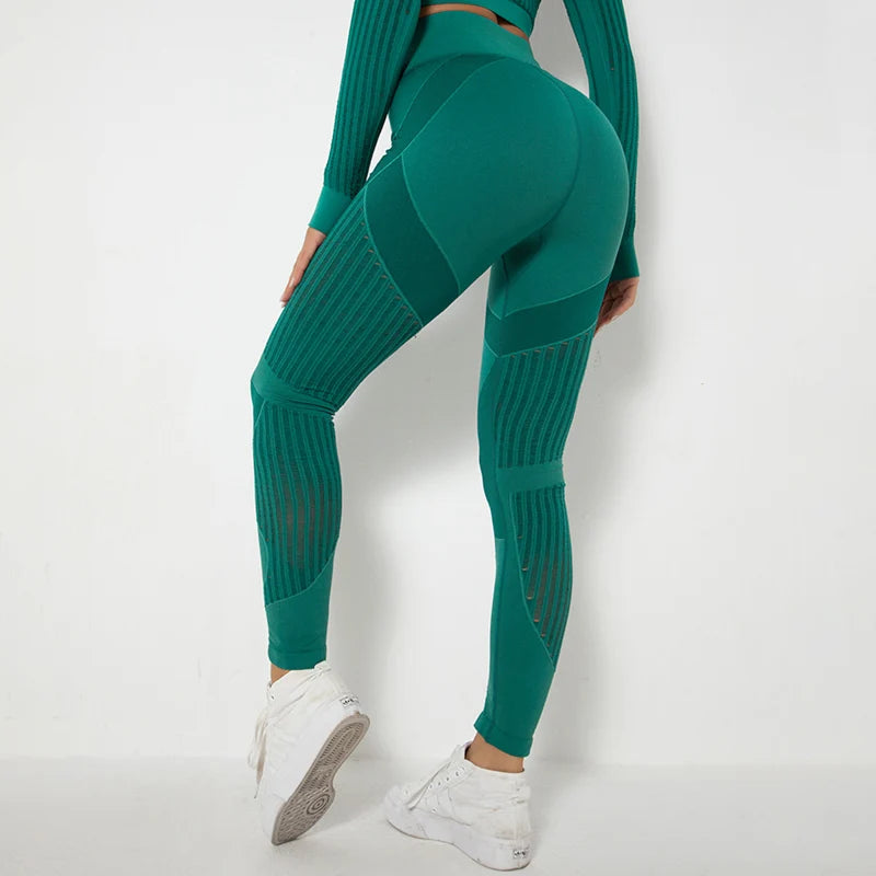 S08d225e152854e5eb53d9254fbfbec068